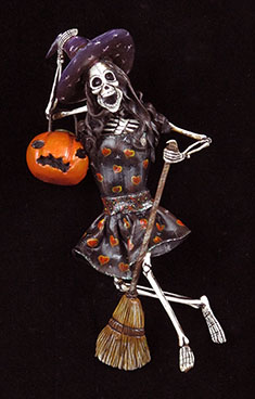 Skeleton Witch - Retablo figure