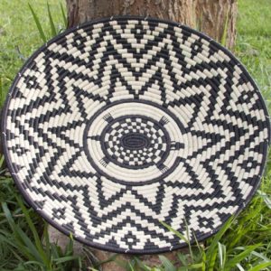 Turtle Spirit Raffia basket - Black