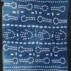 Vintage "hand-pattern" Indigo tie-dyed strip-weave cloth