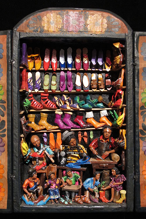 Tienda de Zapatos (Shoe Shop) Retablo