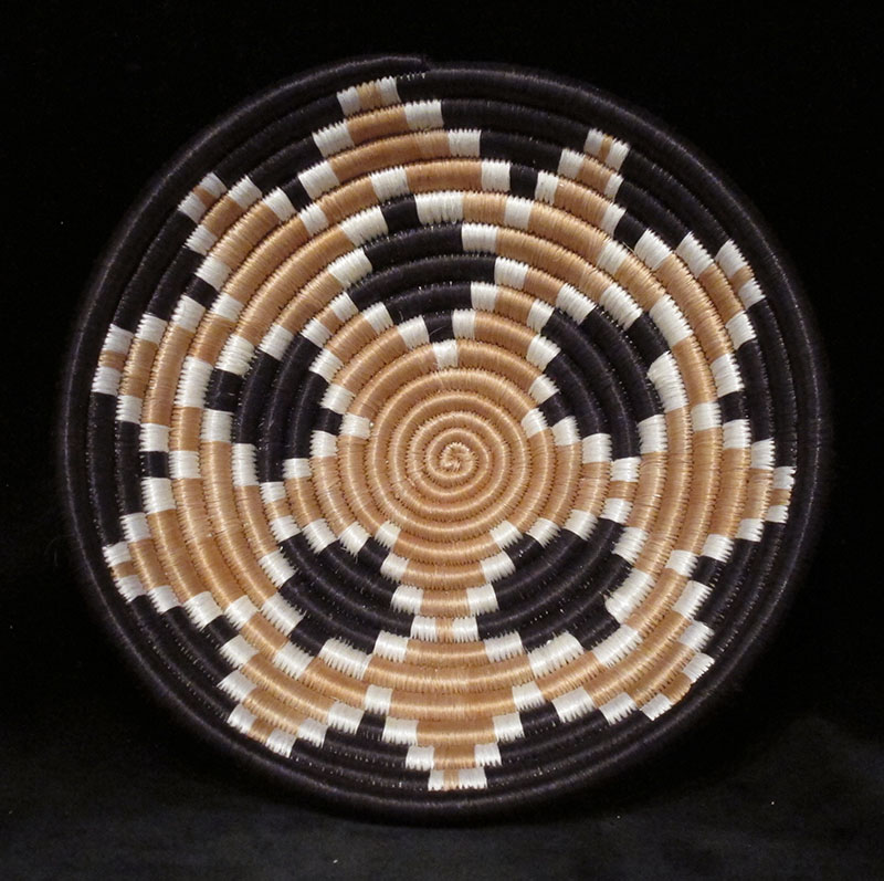 Diamond Burst pattern basket - Tea with black border - Small