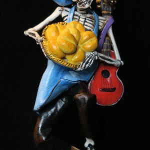 Calavera baker - Retablo figure