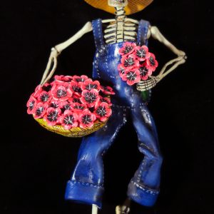 "Calavera con Flores" - retablo figure