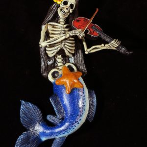 La Sirena Calavera Violinist - retablo figure