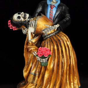 Novios Muertos - retablo figures