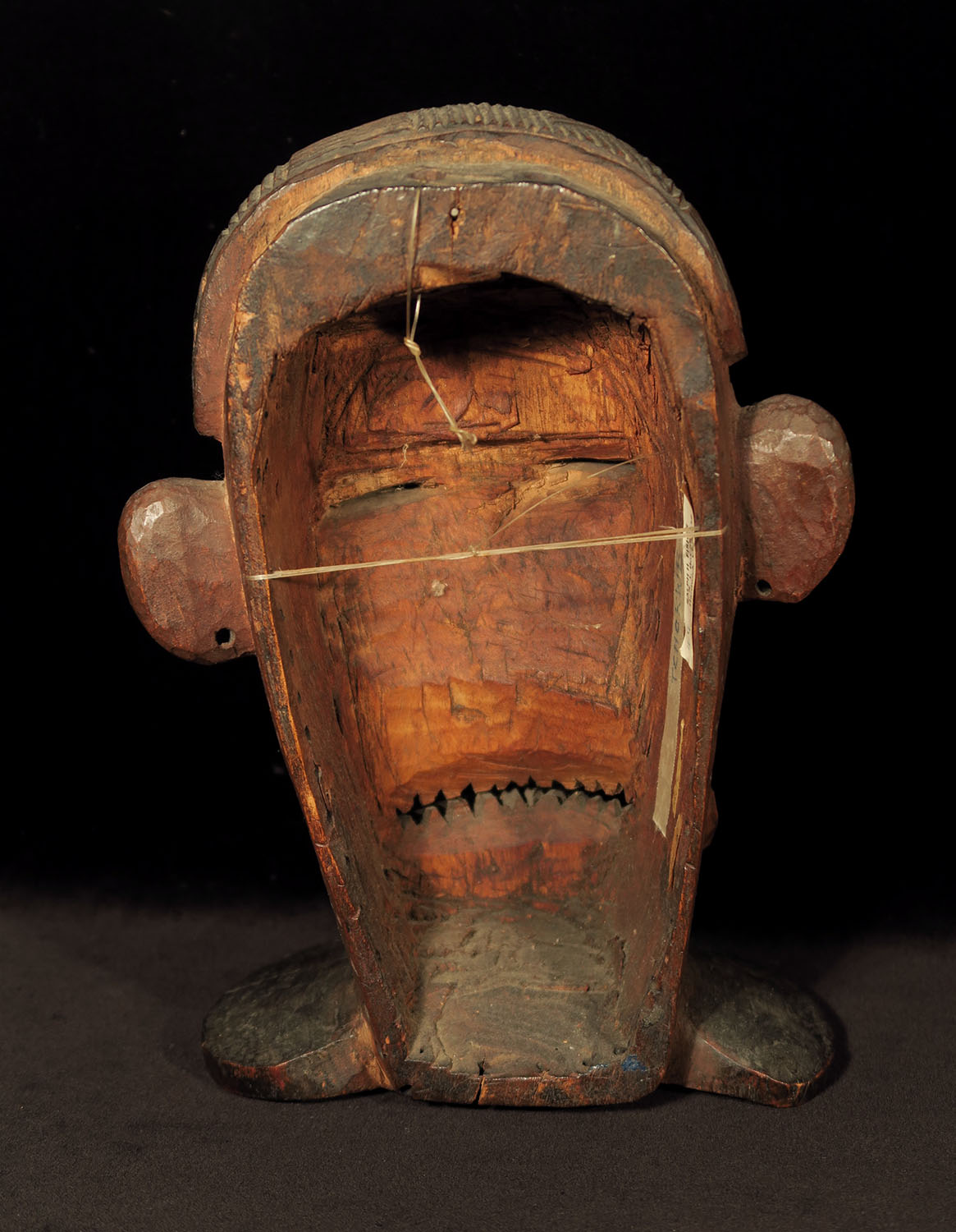 Chokwe Chihongo Mask