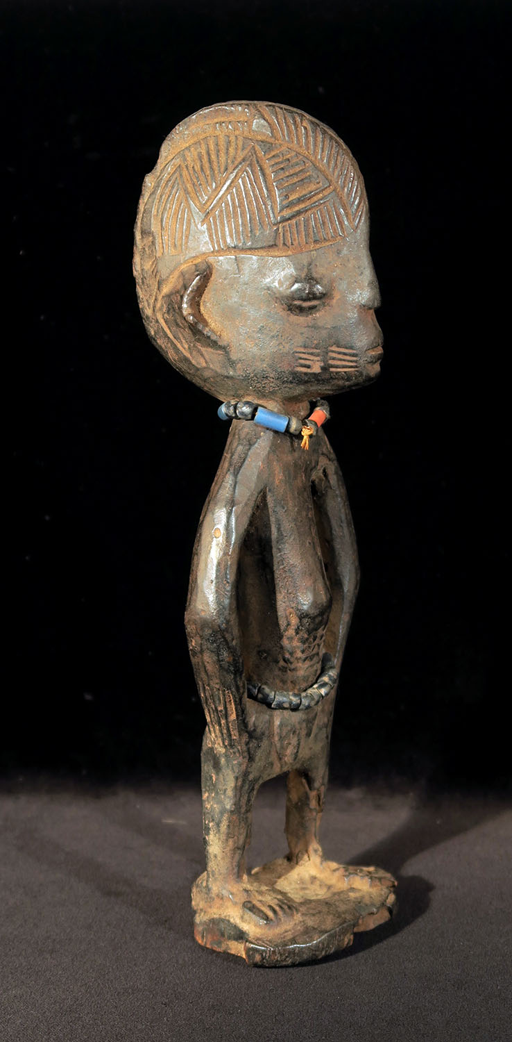Old Yoruba Ère Ìbejì (Twin figure)