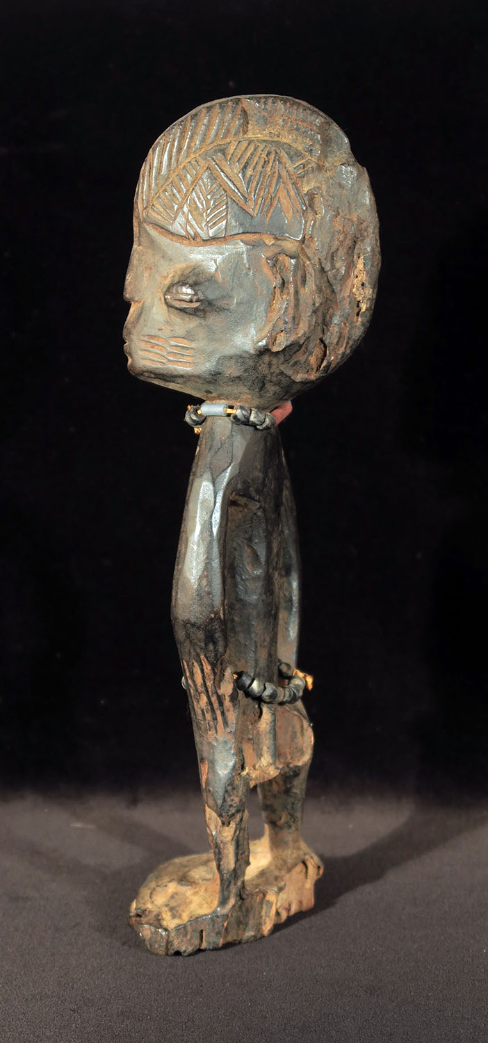 Old Yoruba Ère Ìbejì (Twin figure)