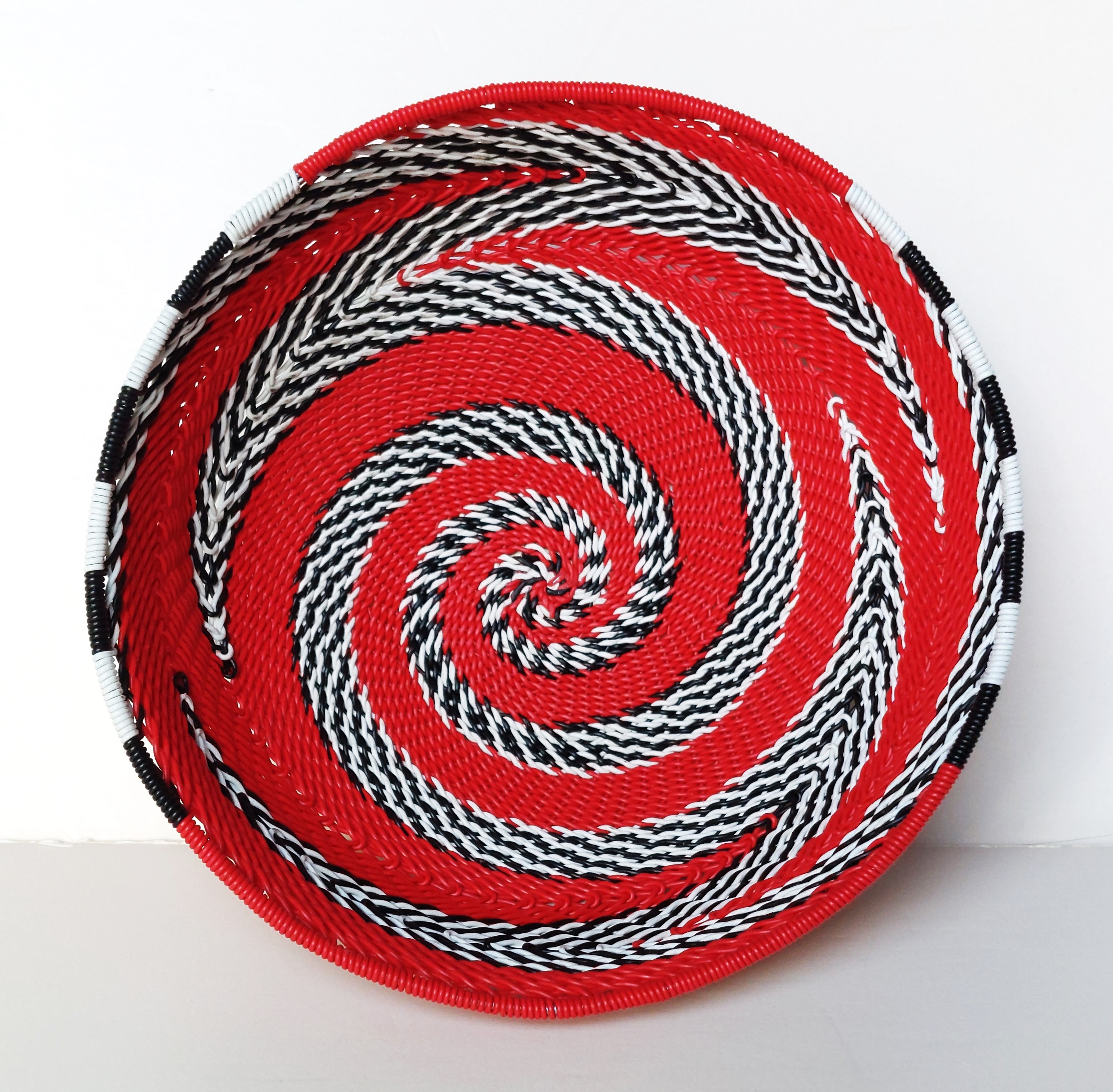 Imbenge Zulu Telephone Wire Basket (bowl shape) - small