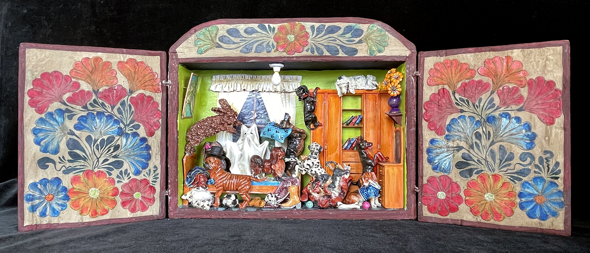 La Casa de los Perros (House of Dogs) Retablo