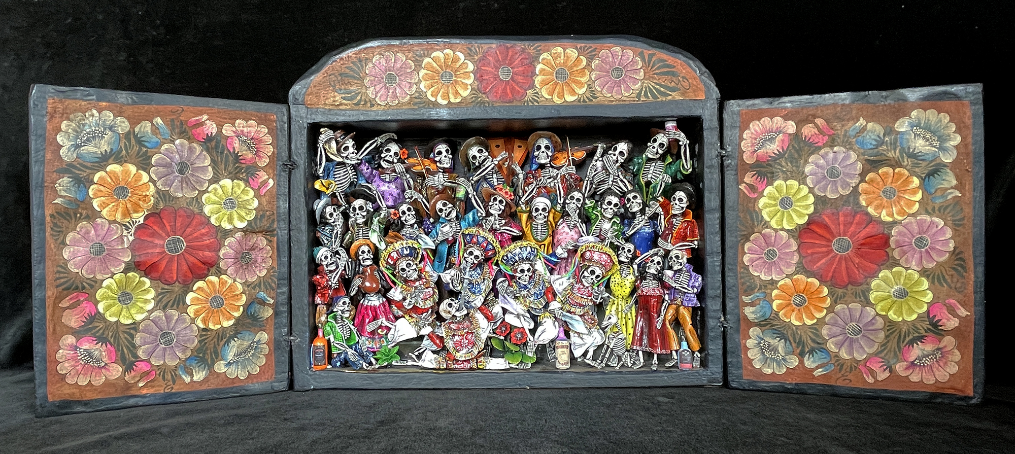 Danza Tijeras de Esqueletos (Dance of the Scissors) Retablo (version 6)