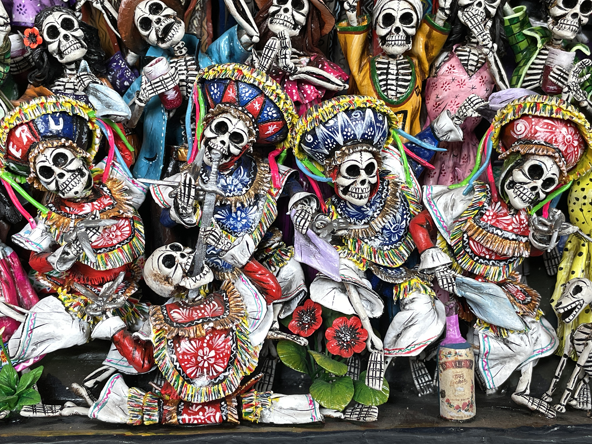 Danza Tijeras de Esqueletos (Dance of the Scissors) Retablo (version 6)