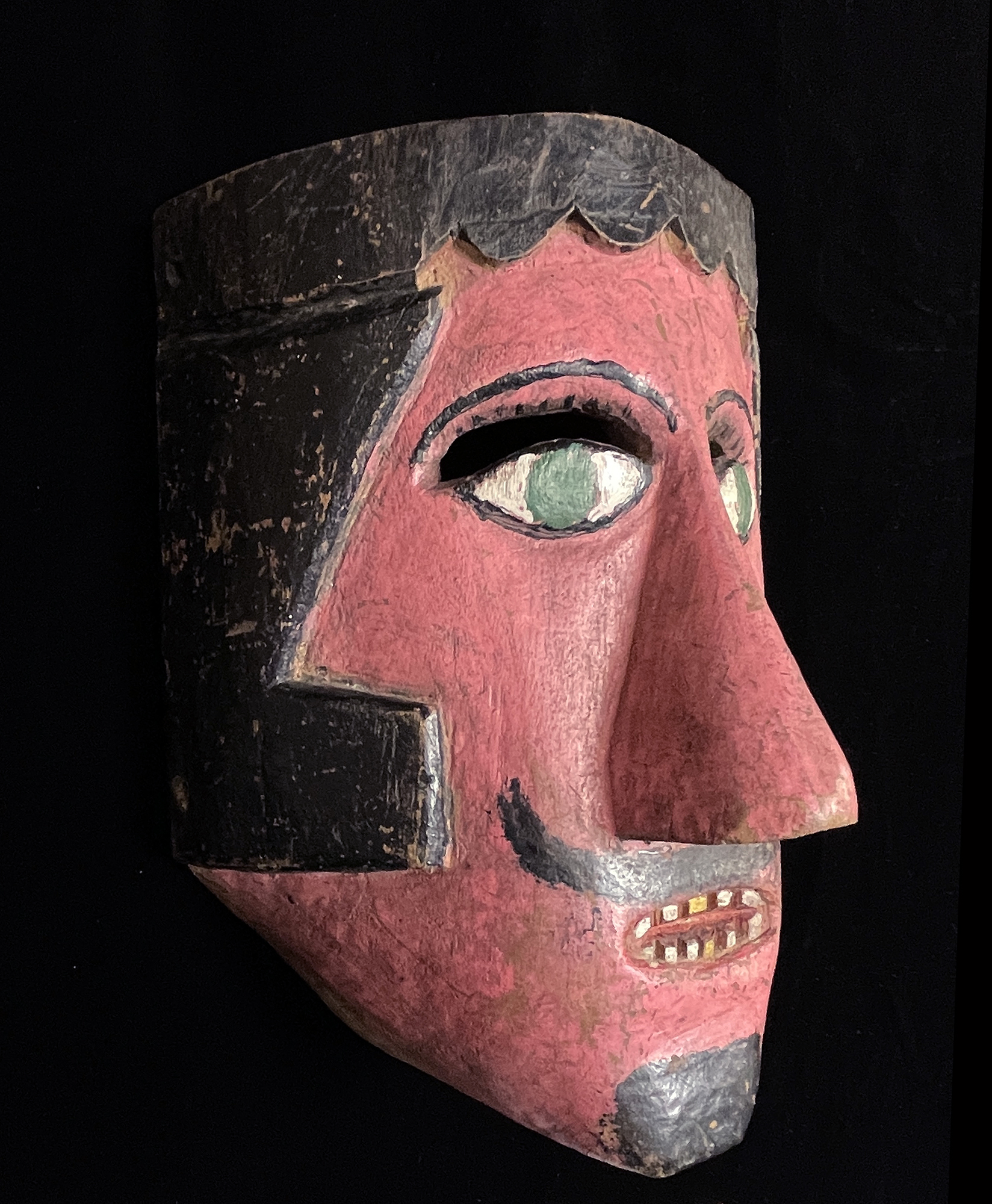 Moro Mask