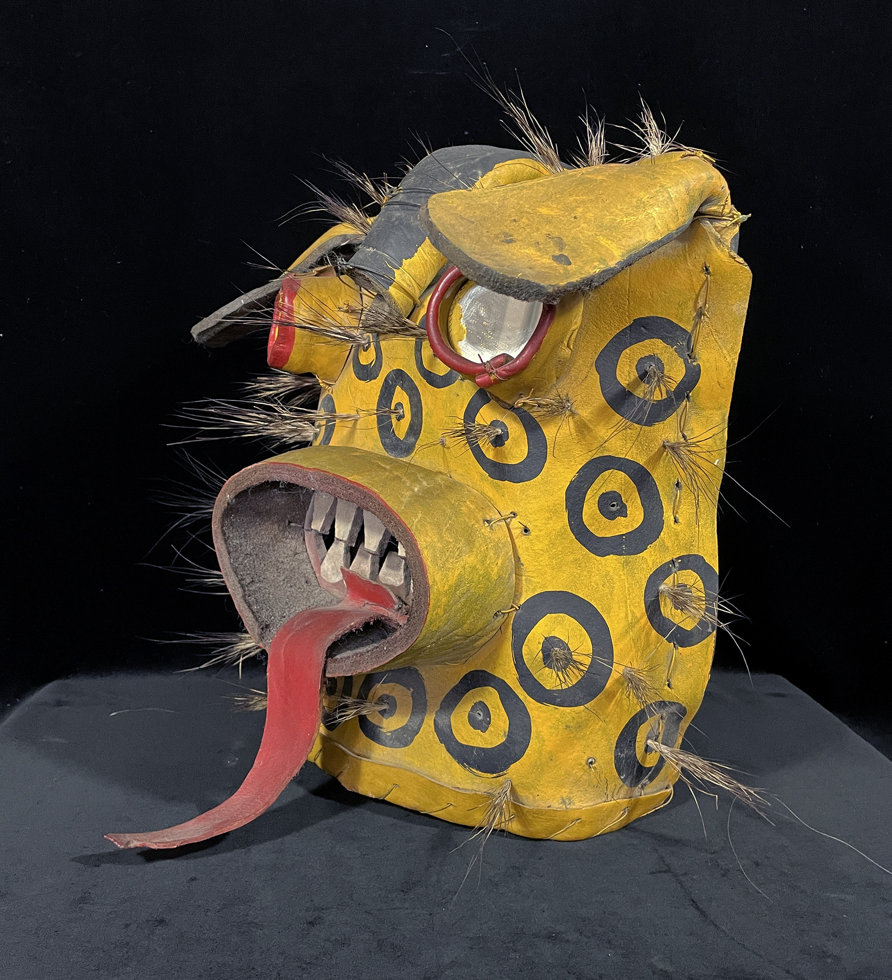 Tecuan Mask, Dance of Tigres