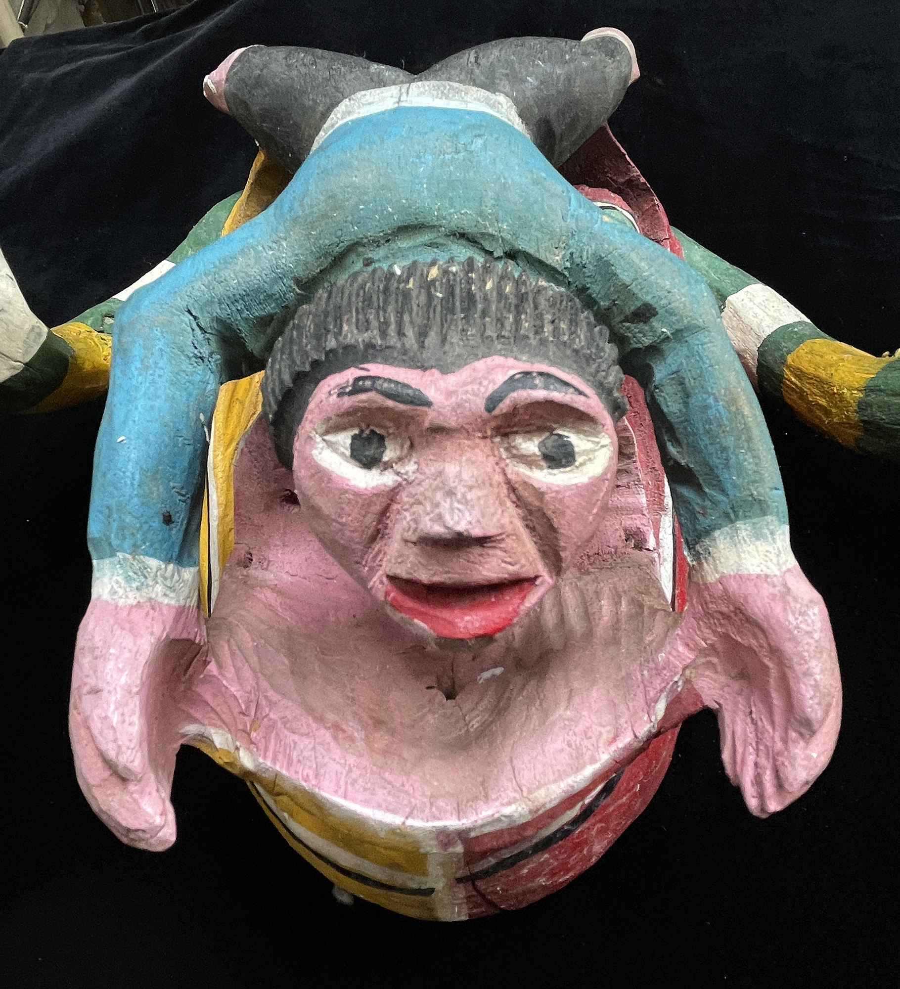 Diablo Mask with Downward Diving Man