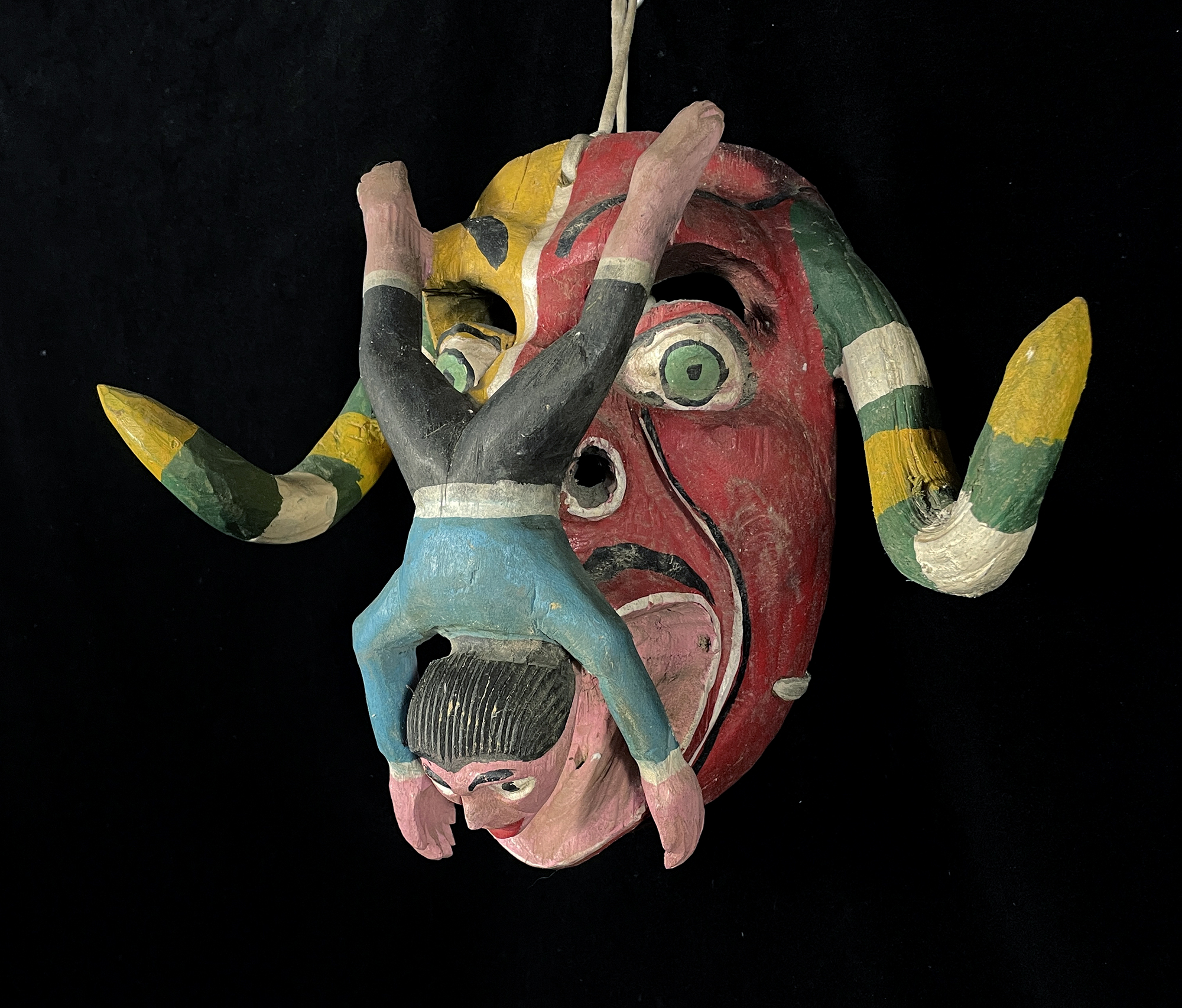 Diablo Mask with Downward Diving Man