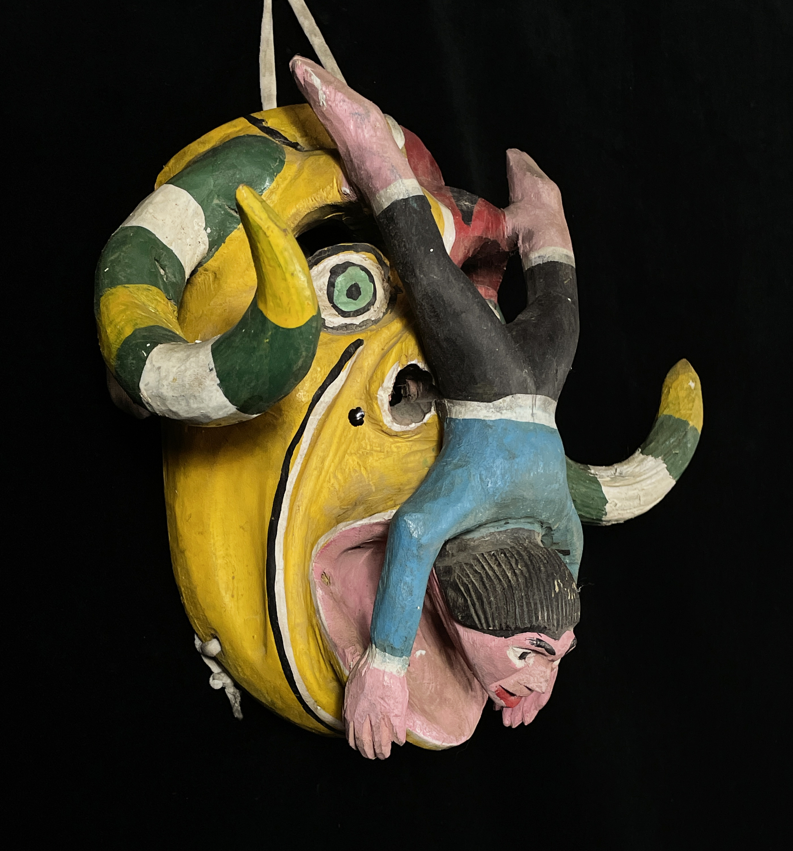 Diablo Mask with Downward Diving Man