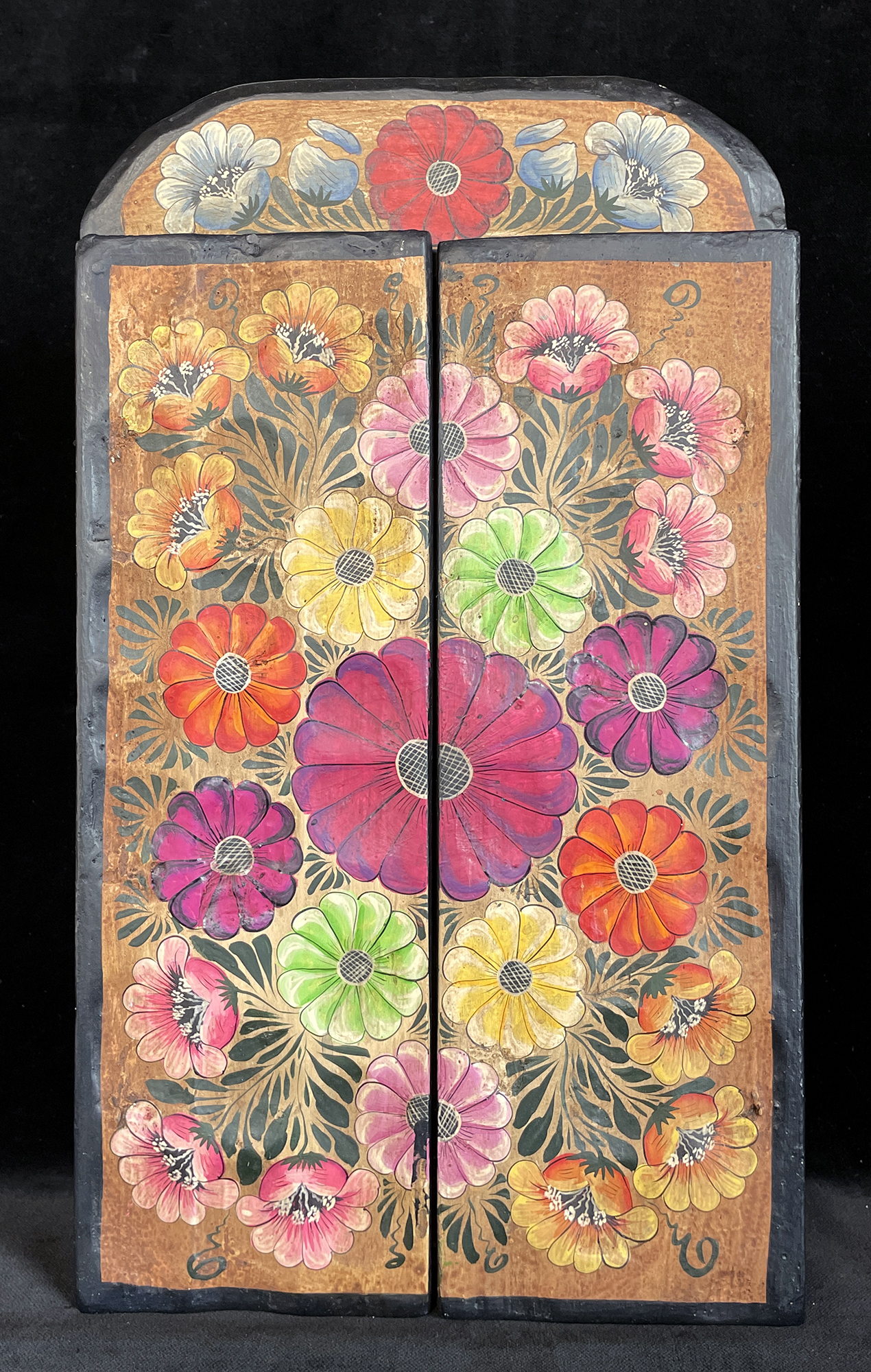 Valentine Shop of the Dead - retablo