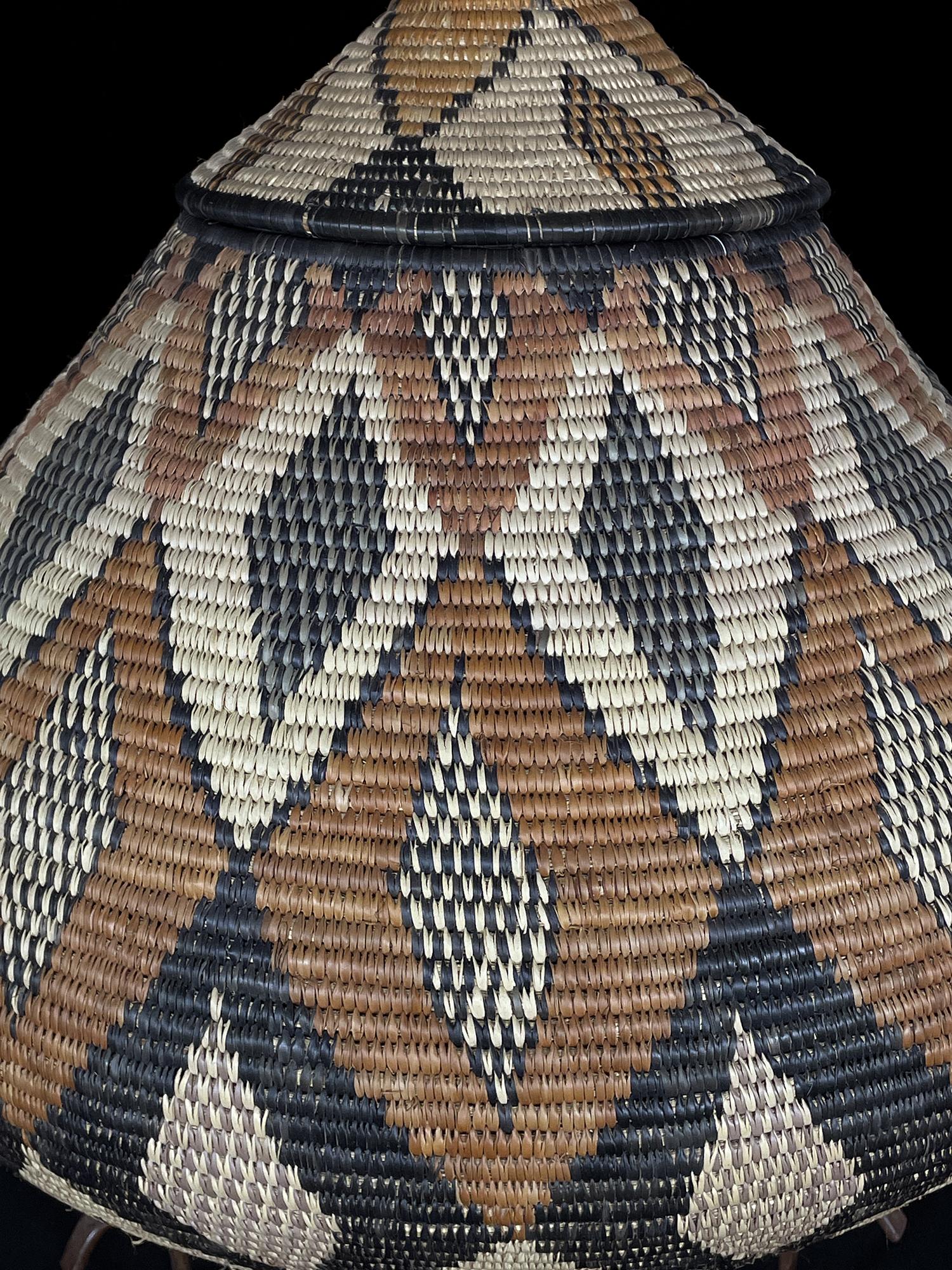 Zulu Ukhamba basket