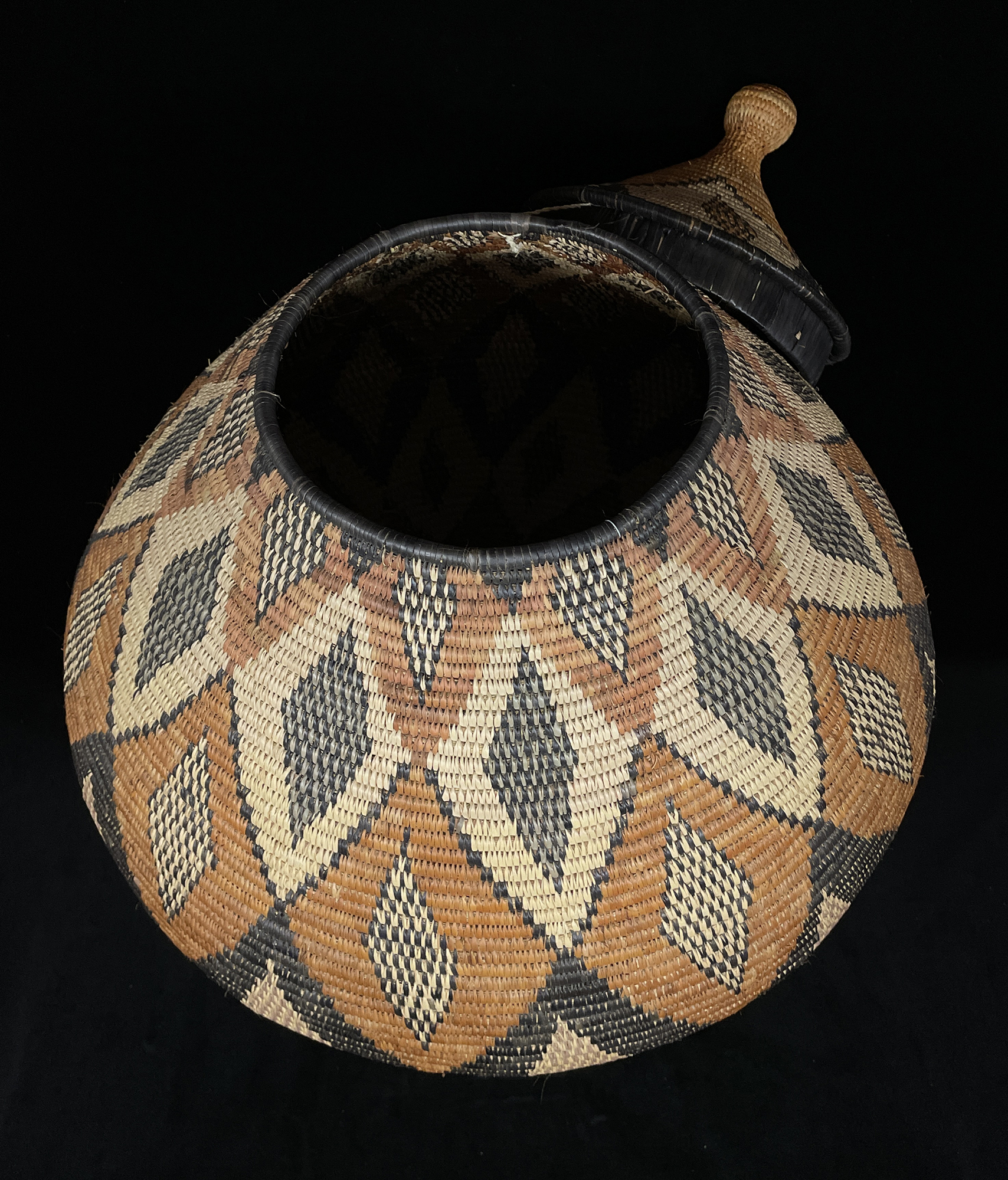 Zulu Ukhamba basket