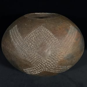 Large Zulu Ukhamba Vessel